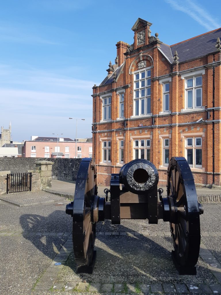 double bastion derry walls