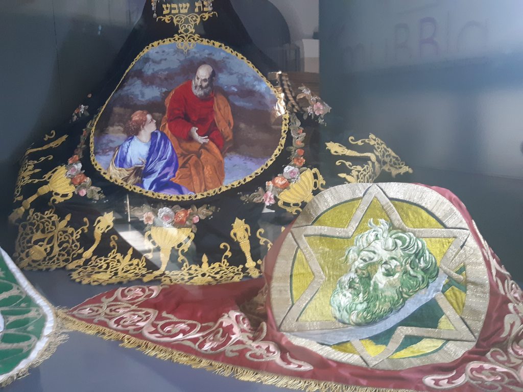 embroidery paso blanco lorca