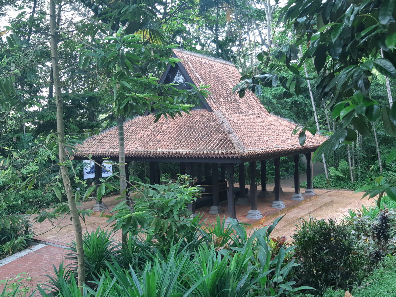 Fort Canning Hill 